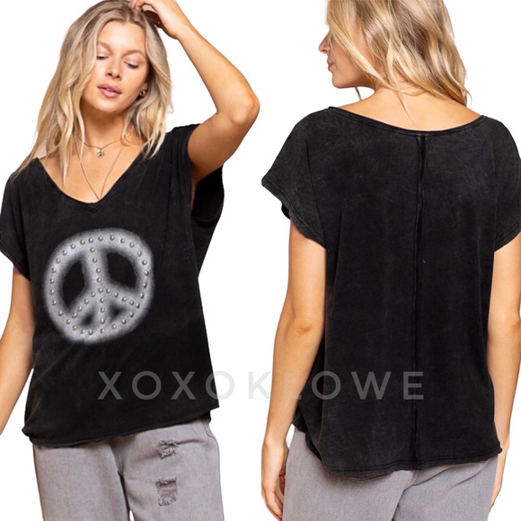 POL Black Studded Peace Sign Premium Graphic Tee - Picture 9 of 17